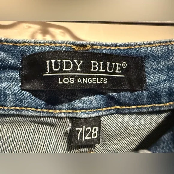 Judy Blue Boyfriend Fit Jeans Size 7/28 Stretch distressed - Picture 6 of 11